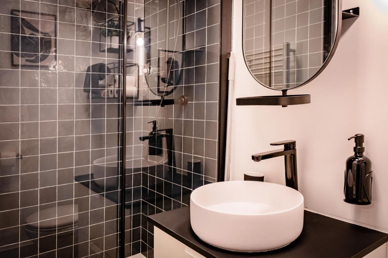Le Saphir ~ Elegant ~ Arrivee Autonome Apartment Bressuire Ngoại thất bức ảnh